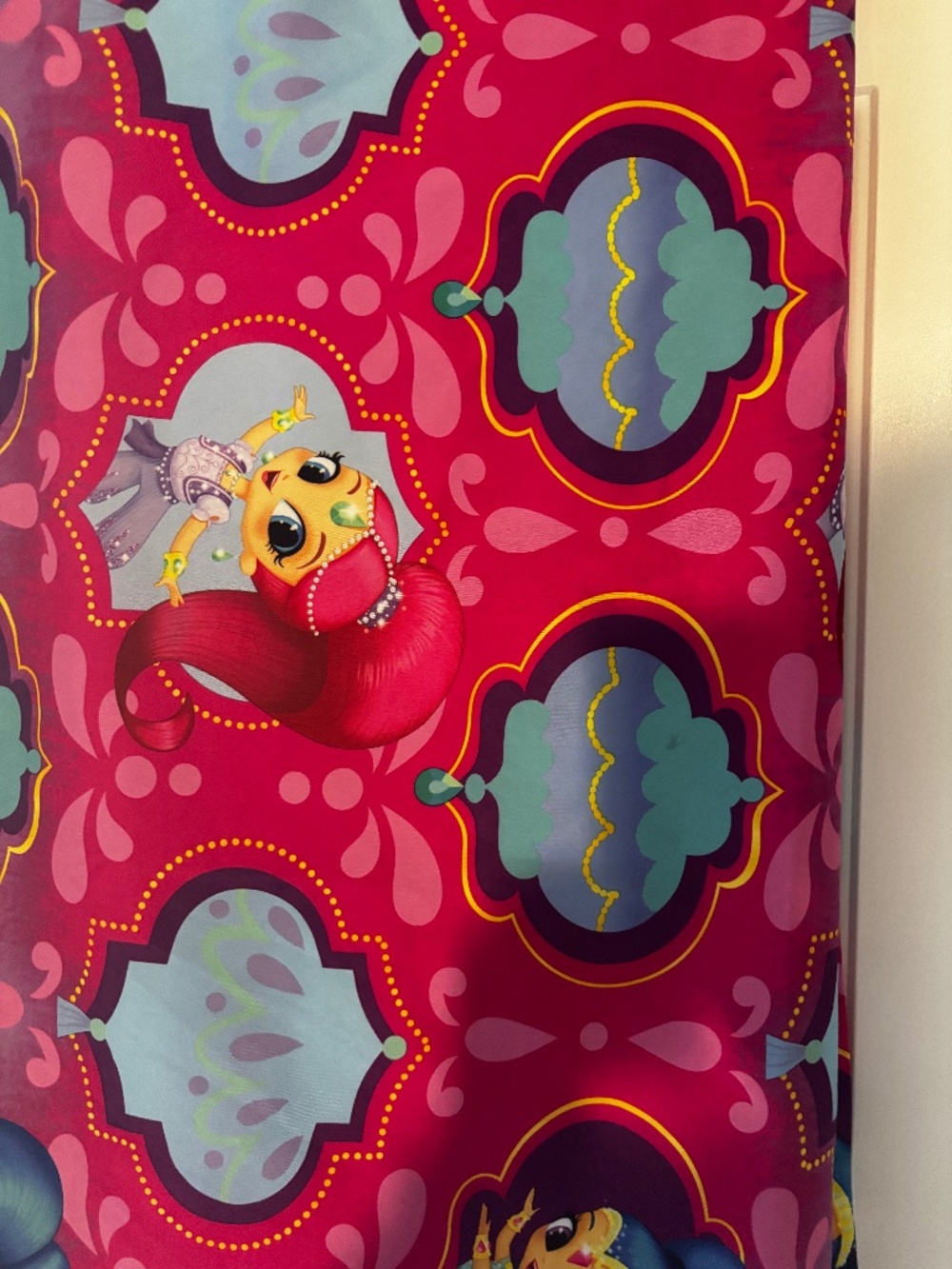Shimmer and Shine Twin Flat Sheet – Vibrant Pink Genie Pattern